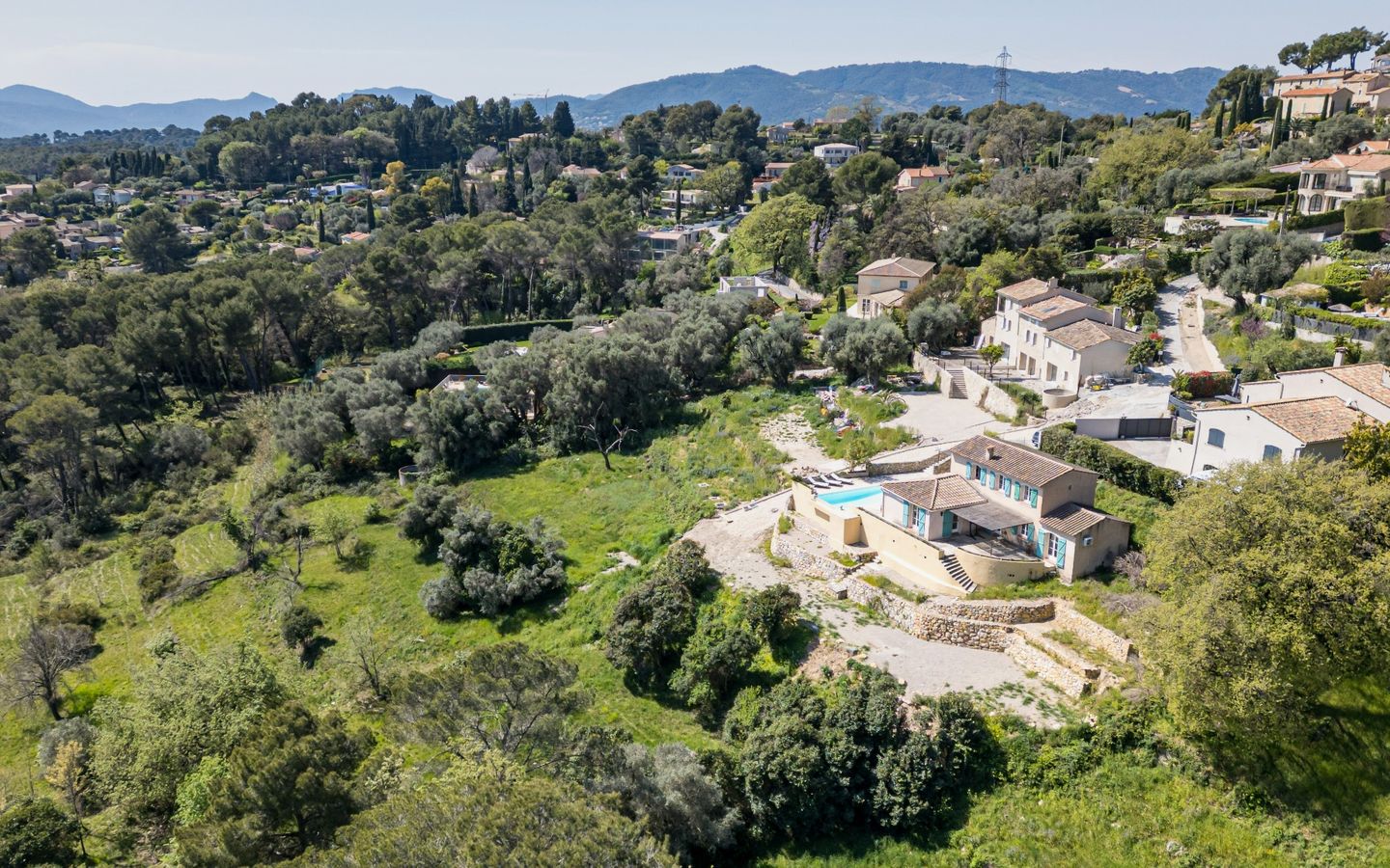 Villa-Mougins-Pibonson-Cote-dAzur-Homebase-03