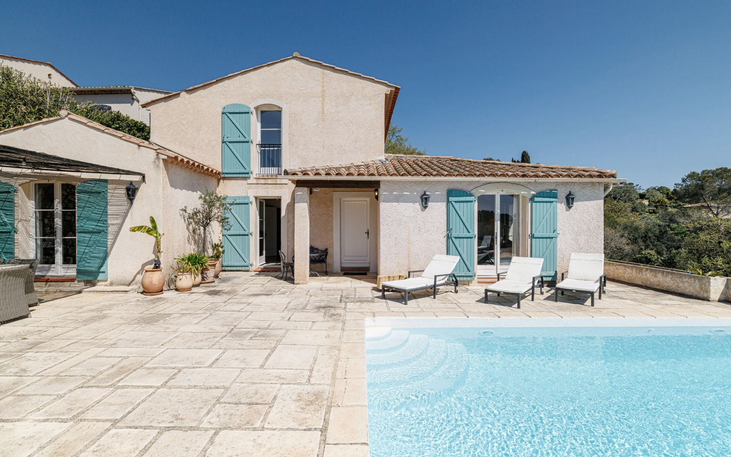 Villa-Mougins-Pibonson-Cote-dAzur-Homebase-11